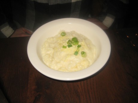 Cheddar Grits